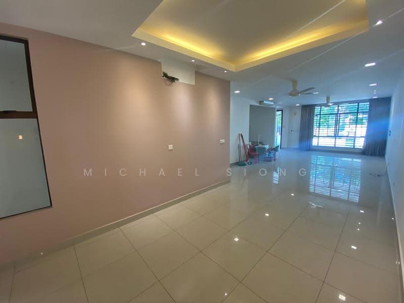 Rumah Teres 2-Tingkat untuk Disewa di Rawang (Selangor) - Michael Siong - Living Room - PropertyGuru.com.my