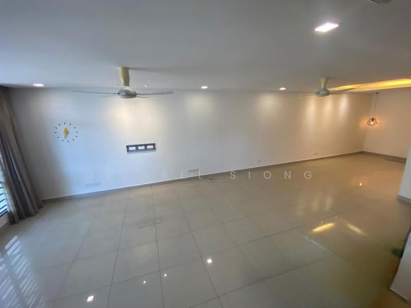 Rumah Teres 2-Tingkat untuk Disewa di Rawang (Selangor) - Michael Siong - Living Room - PropertyGuru.com.my