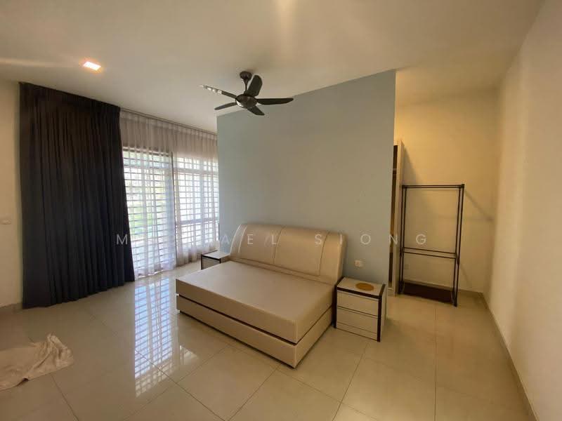 Rumah Teres 2-Tingkat untuk Disewa di Rawang (Selangor) - Michael Siong - Living Room - PropertyGuru.com.my