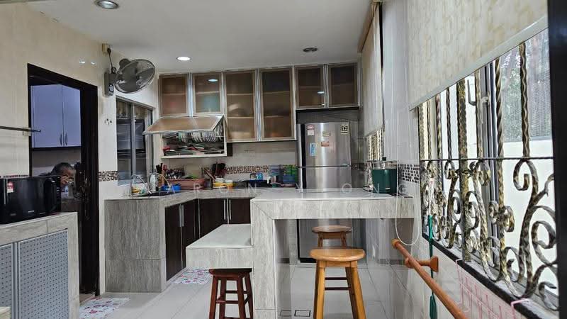 Semi-Detached House for Sale in Seri Kembangan (Selangor) - Aaron Yiong - Kitchen - PropertyGuru.com.my