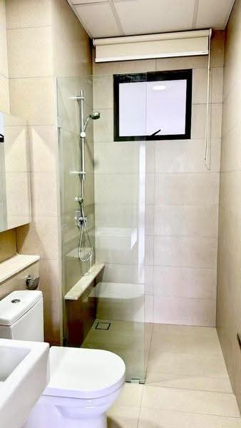 Kondominium untuk Dijual di The WaterEdge (Pinggiran Air) - Agnes Low - Bathroom - PropertyGuru.com.my