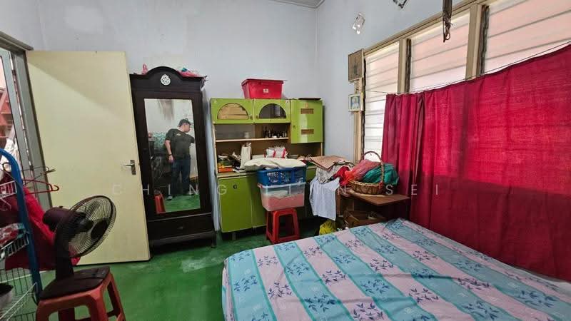 Rumah Teres 1.5-Tingkat untuk Dijual di Kampung Tujuh (Melaka City) - Ching Linn Sei - Bedroom - PropertyGuru.com.my