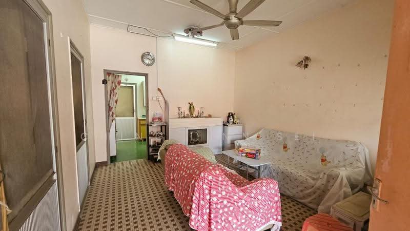Rumah Teres 1.5-Tingkat untuk Dijual di Kampung Tujuh (Melaka City) - Ching Linn Sei - Living Room - PropertyGuru.com.my