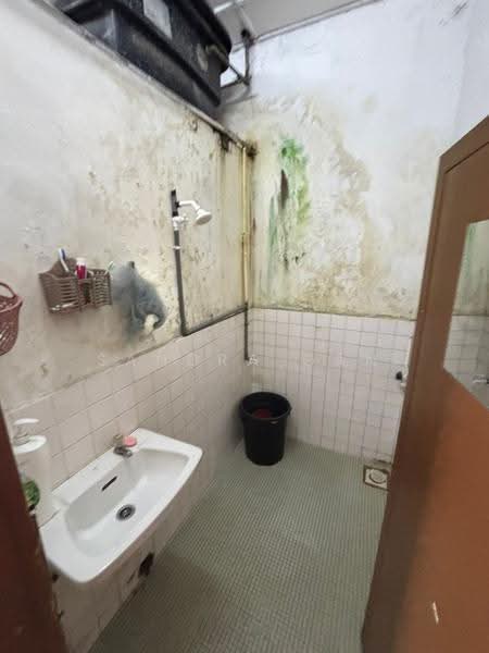 Shop for Rent in Masai (Johor) - Sandra Gan - Bathroom - PropertyGuru.com.my