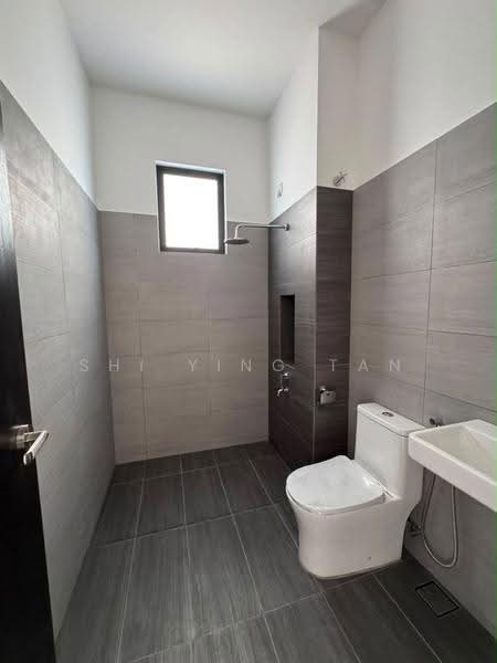 2-storey Terraced House for Sale in Taman Impian Emas (Skudai) - Shi Ying Tan - Bathroom - PropertyGuru.com.my