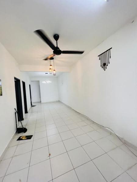 Townhouse for Sale in Johor Bahru (Johor) - Kelvin Lim - Corridor - PropertyGuru.com.my