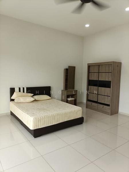 2-storey Terraced House for Sale in Krubong (Krubong) - Ching Linn Sei - Bedroom - PropertyGuru.com.my