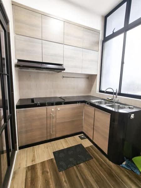 Pangsapuri untuk Disewa di Seri Austin Residence (Pangsapuri Seri Austin) - Alex How - Kitchen - PropertyGuru.com.my