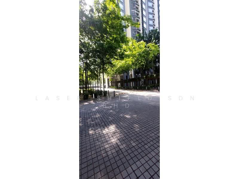 Pangsapuri untuk Dijual di St Mary Residences - Siew Guan - Greenery walkway - PropertyGuru.com.my