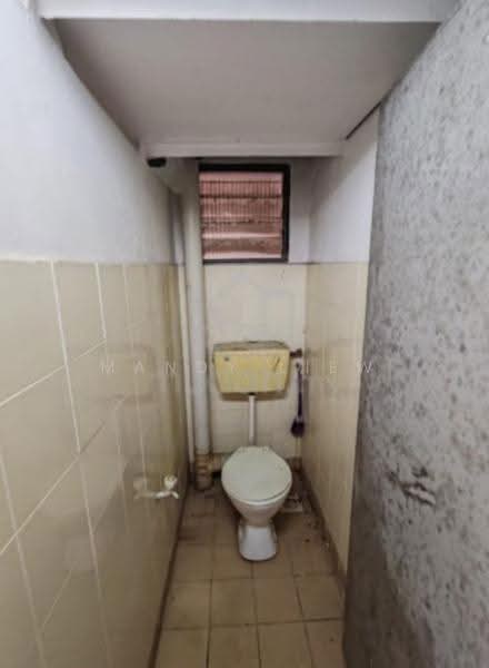 Rumah Flat untuk Dijual di Teratai - Mandy Liew - Bathroom - PropertyGuru.com.my