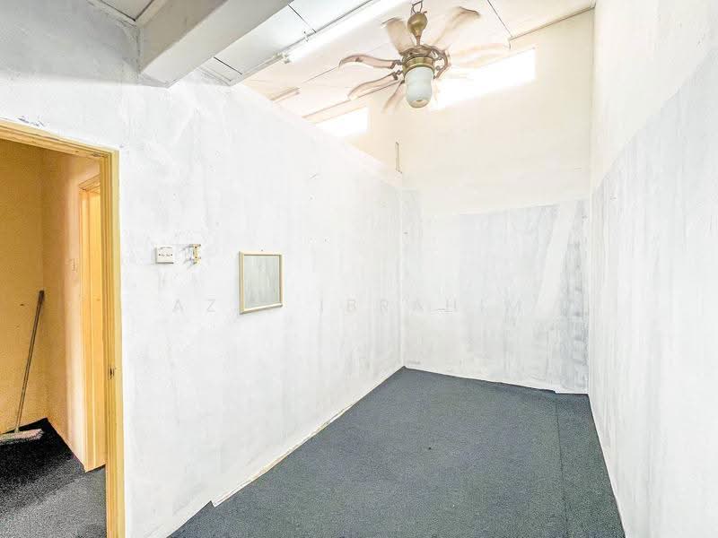 2-storey Terraced House for Sale in Taman Tasik Semenyih (Semenyih) - Azli Ibrahim - Interior - PropertyGuru.com.my