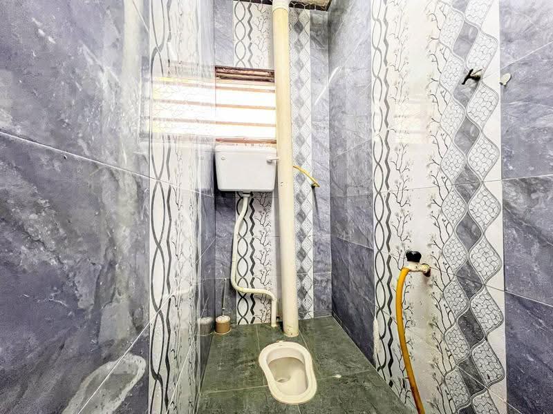 2-storey Terraced House for Sale in Taman Tasik Semenyih (Semenyih) - Azli Ibrahim - Bathroom - PropertyGuru.com.my