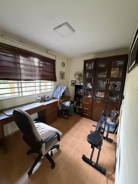 Rumah Teres 2-Tingkat untuk Dijual di Seri Kembangan (Selangor) - Jason Lim - Study - PropertyGuru.com.my