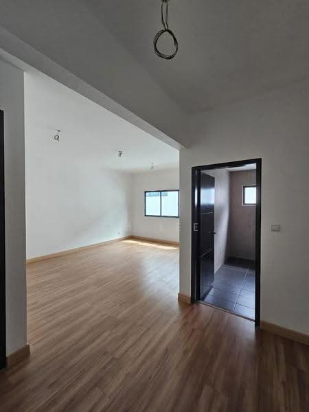 3-storey Terraced House for Sale in Bandar Baru Selayang (Selayang) - CM Lee - PropertyGuru.com.my