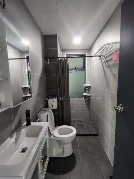 Kediaman Servis untuk Dijual di KSL Avery Park - Gavin Siew - Bathroom - PropertyGuru.com.my