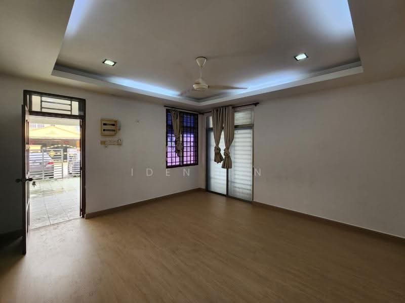 Rumah Teres 2-Tingkat untuk Dijual di Bukit Indah (Iskandar Puteri (Nusajaya)) - Iden Tan - Living Room - PropertyGuru.com.my