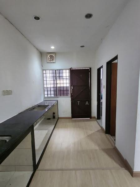 Rumah Teres 2-Tingkat untuk Dijual di Bukit Indah (Iskandar Puteri (Nusajaya)) - Iden Tan - Kitchen - PropertyGuru.com.my