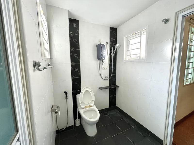 Rumah Teres 2-Tingkat untuk Dijual di Bukit Rimau (Shah Alam) - Wei Wei Low - PropertyGuru.com.my