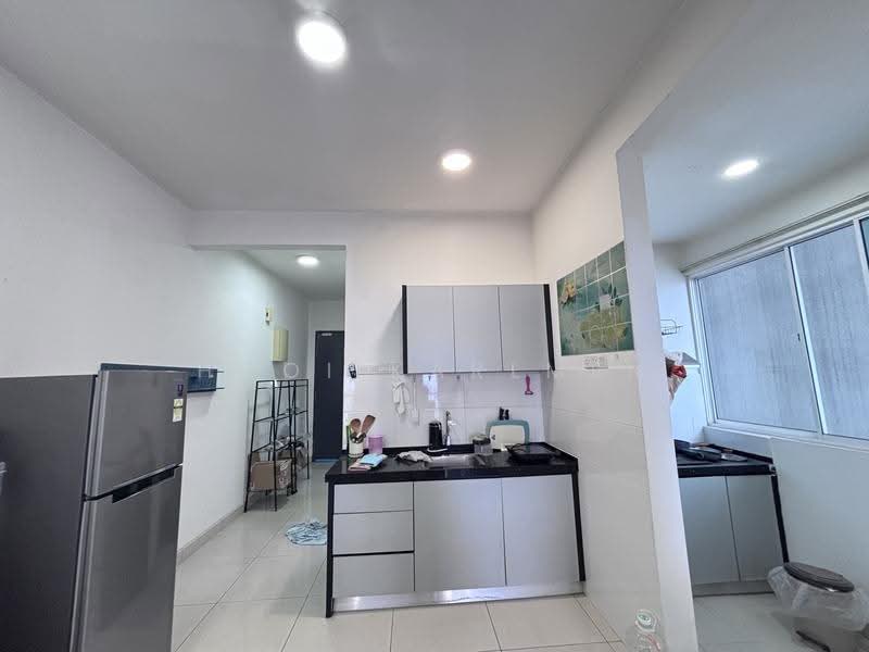 Kondominium untuk Dijual di Zenith Residences - Hooi Karlmen - Kitchen - PropertyGuru.com.my