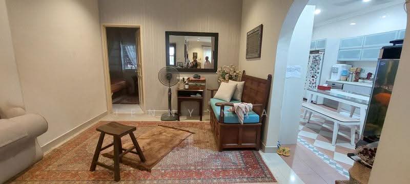 Rumah Berkembar untuk Dijual di Sultan Abdul Aziz Shah Golf & Country Club (Shah Alam) - Jenny Ngai - Living Room - PropertyGuru.com.my