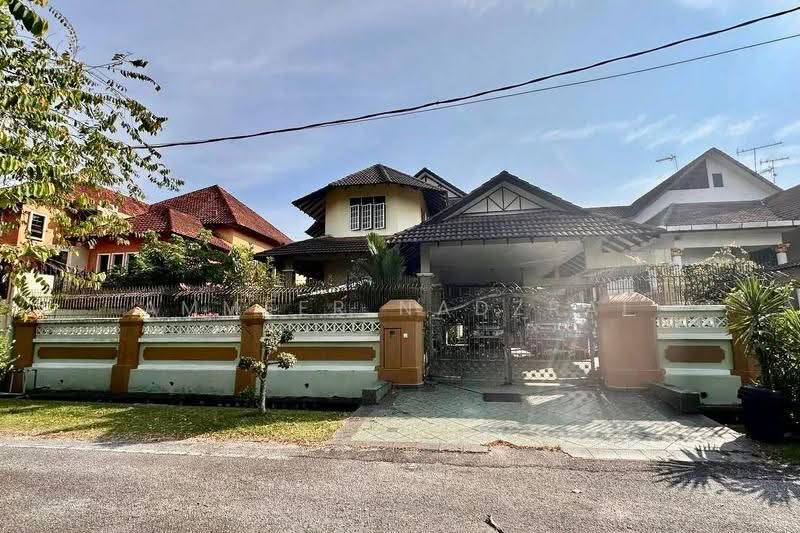 Rumah Banglo untuk Dijual di Gombak (Kuala Lumpur) - Ammeer Nadzrai - Exterior - PropertyGuru.com.my