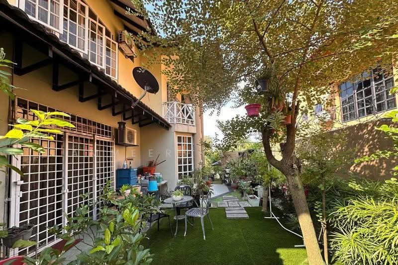 Rumah Banglo untuk Dijual di Gombak (Kuala Lumpur) - Ammeer Nadzrai - Exterior - PropertyGuru.com.my
