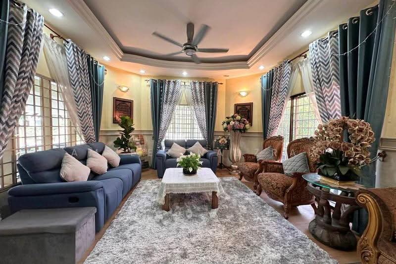 Rumah Banglo untuk Dijual di Gombak (Kuala Lumpur) - Ammeer Nadzrai - Living Room - PropertyGuru.com.my