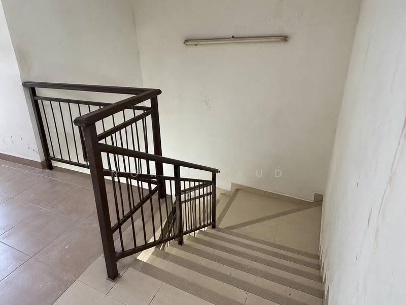 Terraced House for Sale in Bandar Puteri Klang (Klang) - Norzi Daud - Corridor - PropertyGuru.com.my