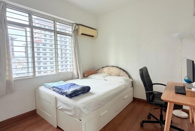 Condominium for Sale at Kelana Puteri - Kar Yen See - Bedroom - PropertyGuru.com.my