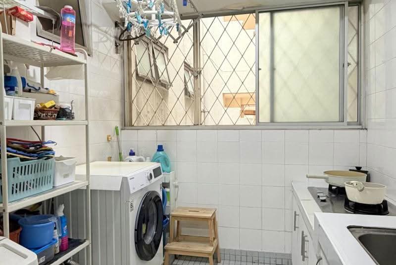 Condominium for Sale at Kelana Puteri - Kar Yen See - Kitchen - PropertyGuru.com.my