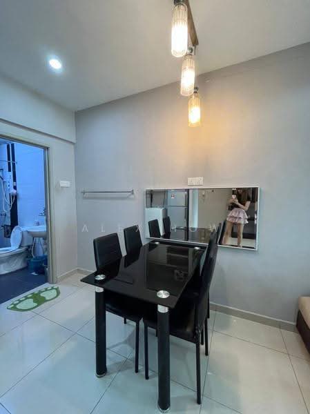 Pangsapuri untuk Disewa di Zennith Suites (Pangsapuri Kebun Teh) - Alex How - Dining Room - PropertyGuru.com.my