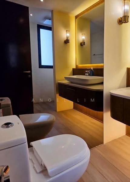 Kediaman Servis untuk Disewa di Duta Park Residences - Angel Lim - Master Bathroom (1) - PropertyGuru.com.my