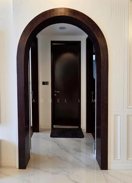 Kediaman Servis untuk Disewa di Duta Park Residences - Angel Lim - U Shape Entrance To Bedrooms - PropertyGuru.com.my