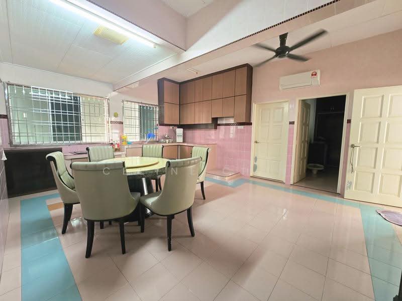 Terraced House for Sale in Taman Merdeka Jaya (Batu Berendam) - Celine Chen - Kitchen - PropertyGuru.com.my