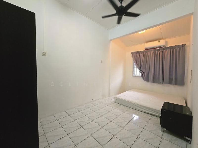 Terraced House for Sale in Taman Merdeka Jaya (Batu Berendam) - Celine Chen - Bedroom - PropertyGuru.com.my