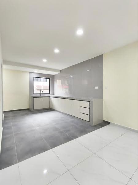 Rumah Teres 2-Tingkat untuk Dijual di Taman Daya (Johor Bahru) - Au Yong Lucy - Kitchen - PropertyGuru.com.my