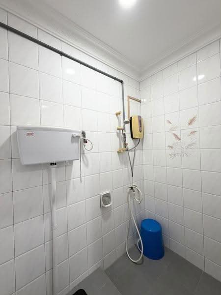 Rumah Teres 2-Tingkat untuk Dijual di Bandar Baru Permas Jaya (Permas Jaya) - Jayden Ng - Bathroom - PropertyGuru.com.my