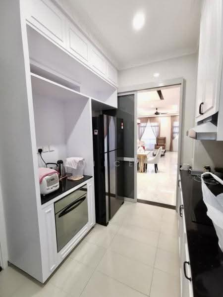 Cluster House for Sale in Taman Ekoflora (Johor Bahru) - Janice . - Kitchen - PropertyGuru.com.my