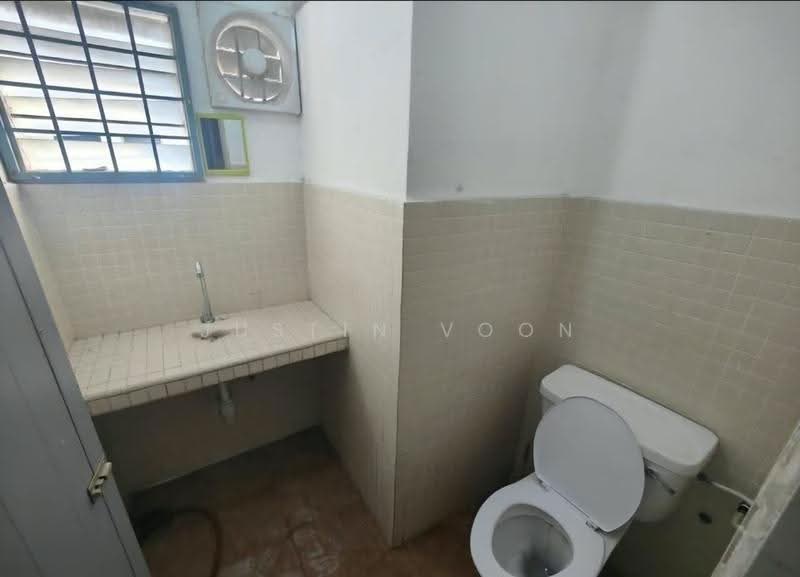 1-storey Terraced House for Sale in SS2 (Petaling Jaya) - Justin Voon - Bathroom - PropertyGuru.com.my