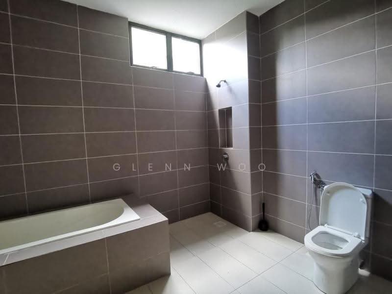 Rumah Kluster untuk Disewa di Senibong Cove (Masai) - Glenn Woo - Bathroom - PropertyGuru.com.my