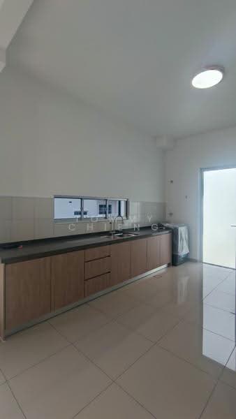 Rumah Teres 2-Tingkat untuk Disewa di Eco Majestic (Semenyih) - TOMMY CHIENG - Kitchen - PropertyGuru.com.my