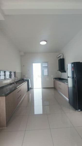 Rumah Teres 2-Tingkat untuk Disewa di Eco Majestic (Semenyih) - TOMMY CHIENG - Kitchen - PropertyGuru.com.my