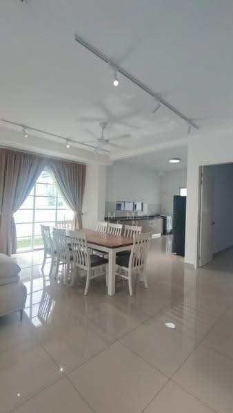 Rumah Teres 2-Tingkat untuk Disewa di Eco Majestic (Semenyih) - TOMMY CHIENG - Dining Room - PropertyGuru.com.my