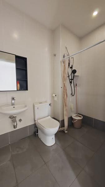 Rumah Teres 2-Tingkat untuk Disewa di Iskandar Puteri (Nusajaya) (Johor) - Ben Lee - Bathroom - PropertyGuru.com.my