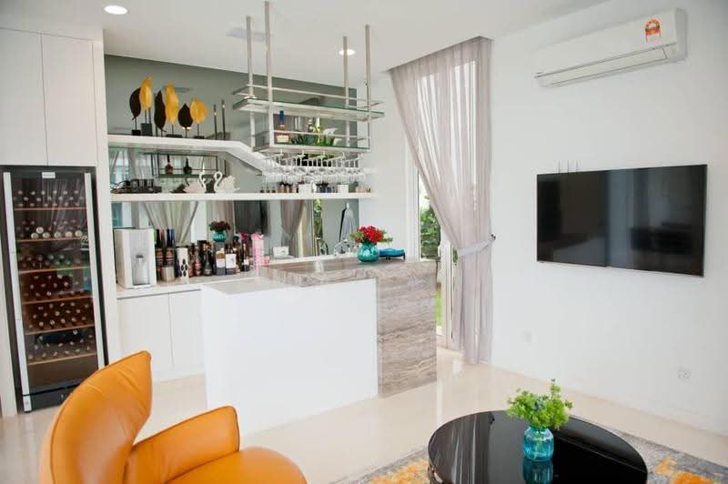 Rumah Banglo untuk Disewa di Medini (Iskandar Puteri (Nusajaya)) - Sky Tan - Living Room - PropertyGuru.com.my