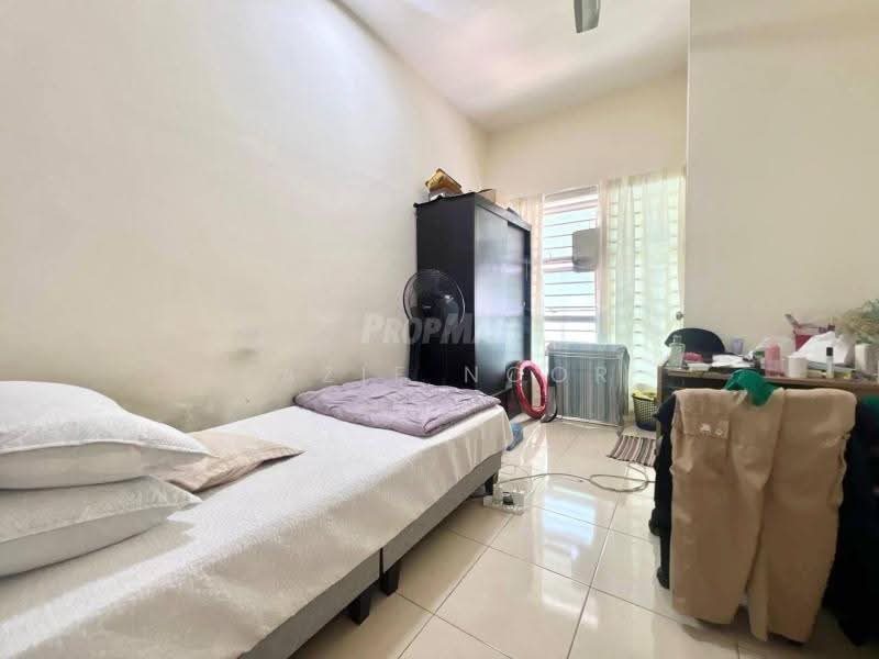 Rumah Teres 2-Tingkat untuk Dijual di Taman Mutiara Rinching (Semenyih) - Fazie Noor - Bedroom - PropertyGuru.com.my