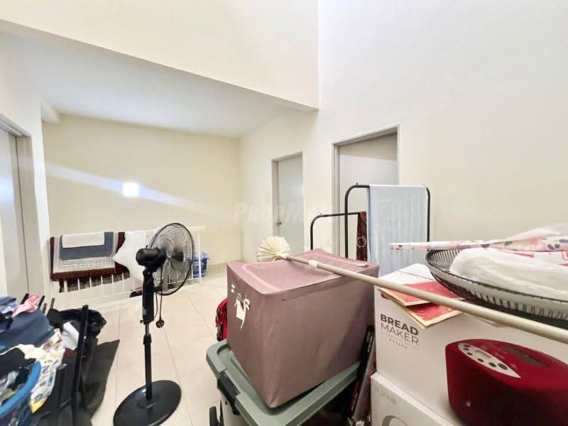 Rumah Teres 2-Tingkat untuk Dijual di Taman Mutiara Rinching (Semenyih) - Fazie Noor - Living Room - PropertyGuru.com.my