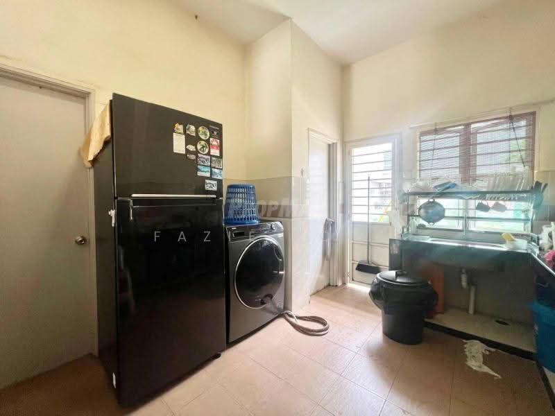 Rumah Teres 2-Tingkat untuk Dijual di Taman Mutiara Rinching (Semenyih) - Fazie Noor - Kitchen - PropertyGuru.com.my