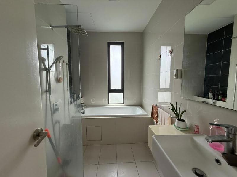 Rumah Teres 2-Tingkat untuk Dijual di Medini (Iskandar Puteri (Nusajaya)) - Anson Hiong - Bathroom - PropertyGuru.com.my