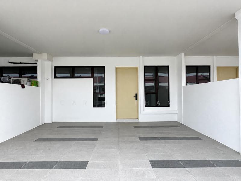 Terraced House for Rent in Seremban (Negeri Sembilan) - Carine Tham - Car Park - PropertyGuru.com.my
